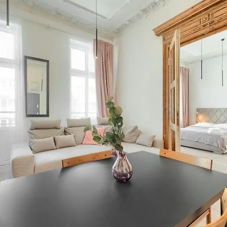 Kamienica Centrum Nr 14 Апартаменти